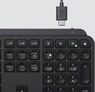 Alt-View-Zoom-16.-Logitech-MX-Keys-Advance.jpg